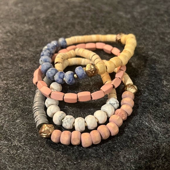 Target stack bracelets - Picture 3 of 11